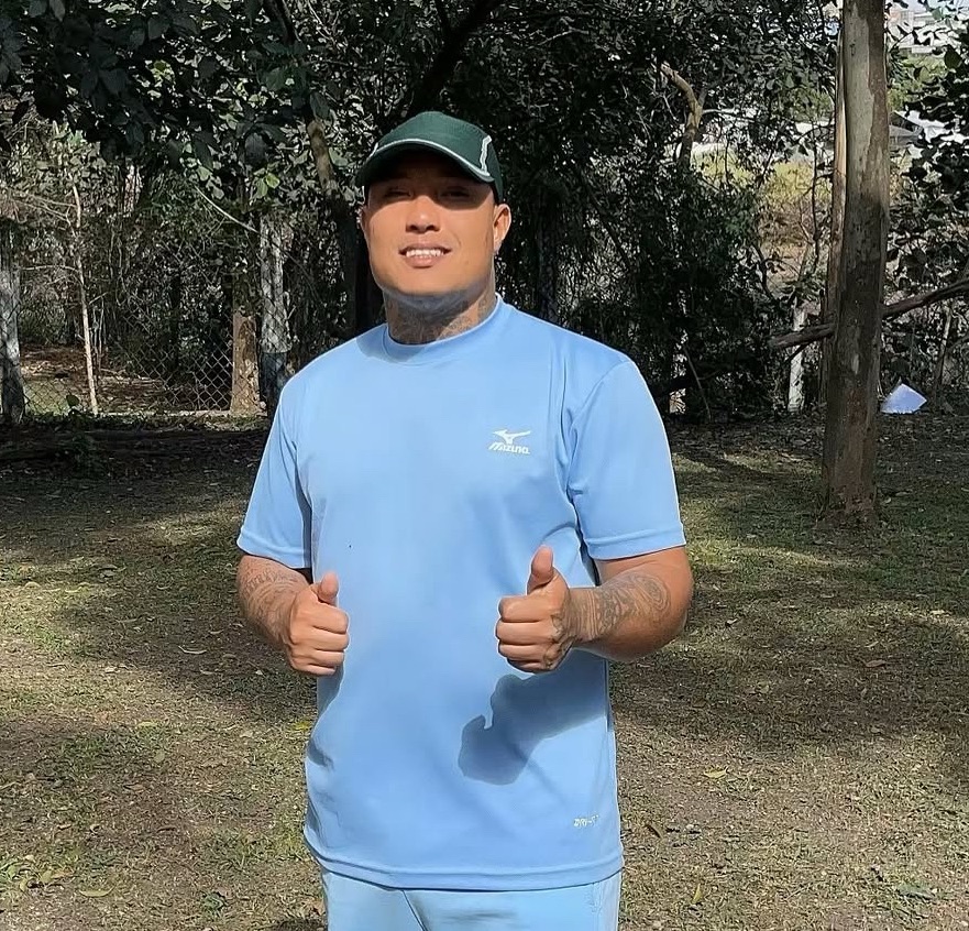 Cantor gospel João Igor é baleado em rodoviária de SP após confusão com policial militar